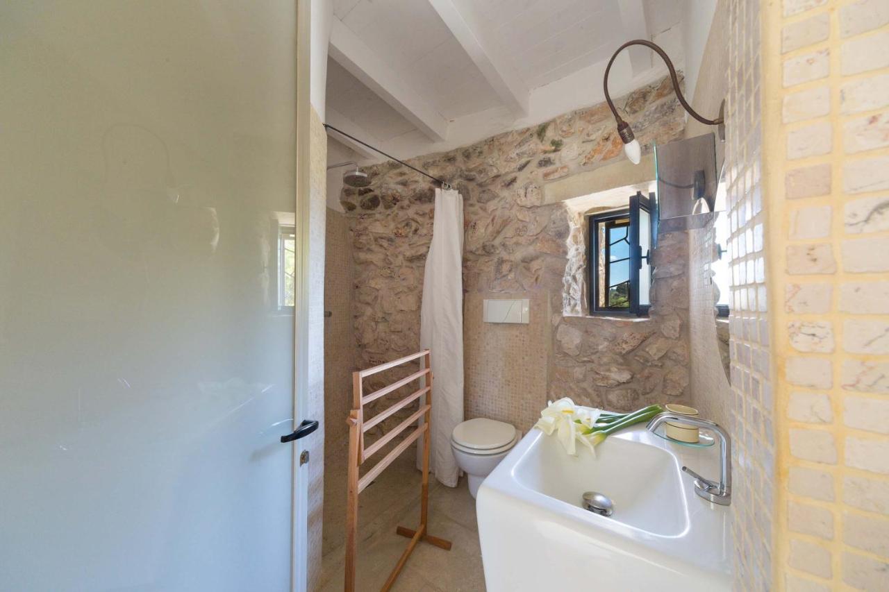 Trulli Le Scalelle Villa Morciano di Leuca Rum bild