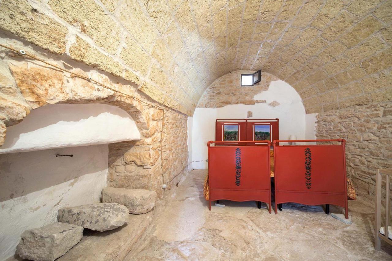 Trulli Le Scalelle Villa Morciano di Leuca Rum bild